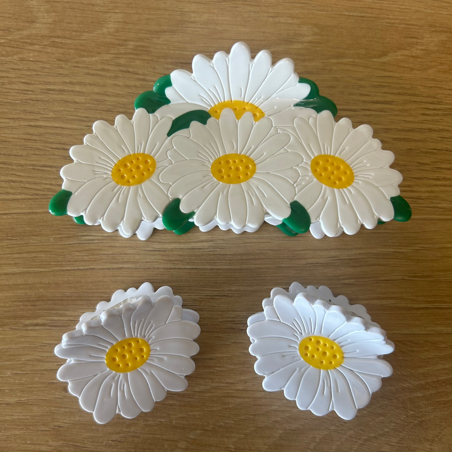 Mini Daisy Flower Claw Clip for Short Hair