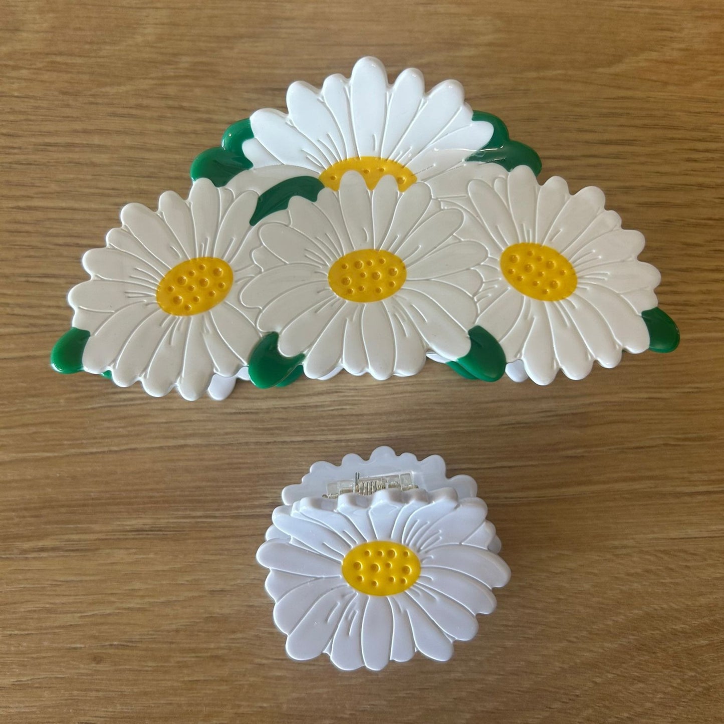 Large White Daisy Flower Claw Clip for Thick Hair